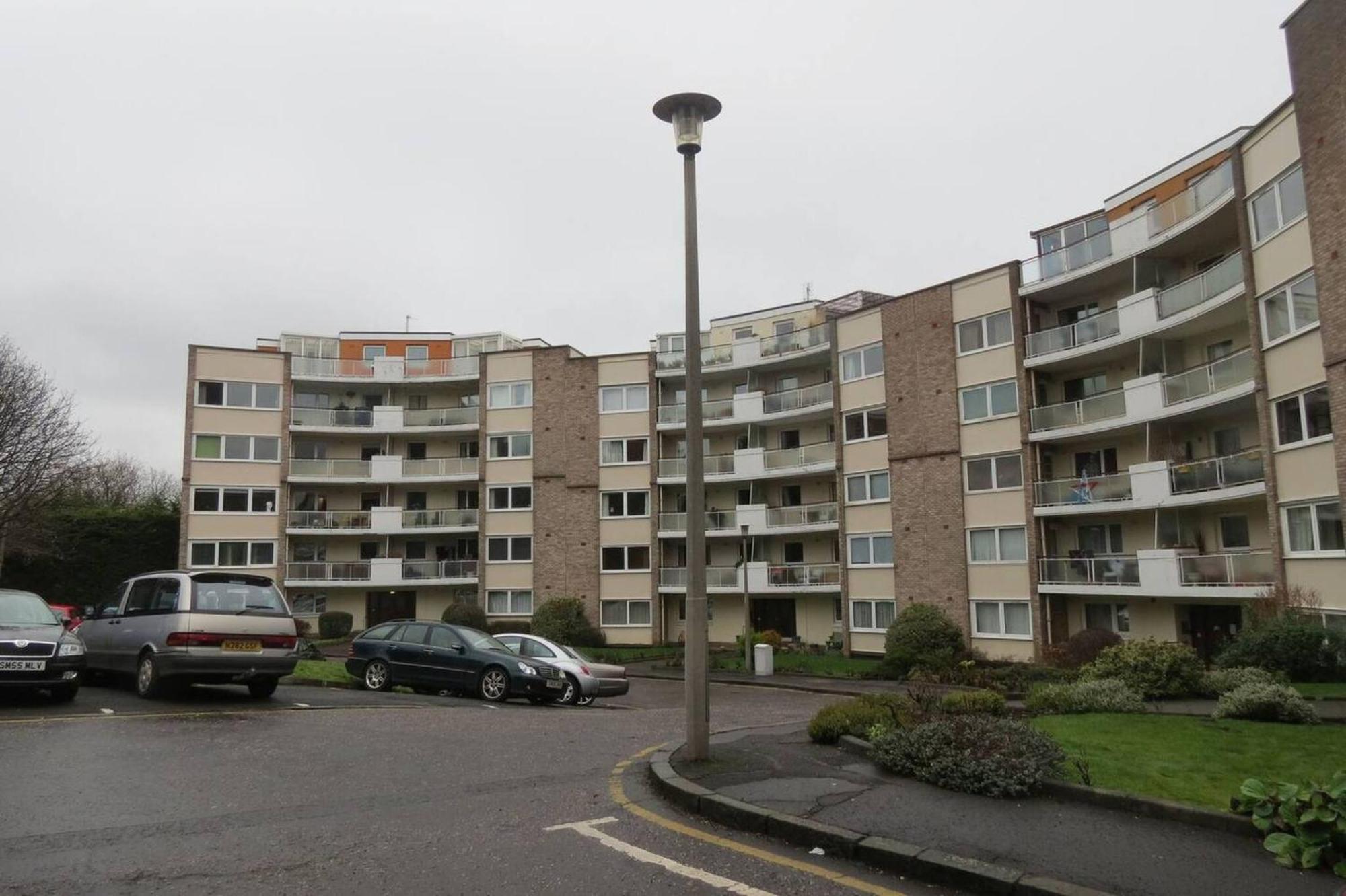 Apartment Family-friendly Flat Walkable From Princess Street *