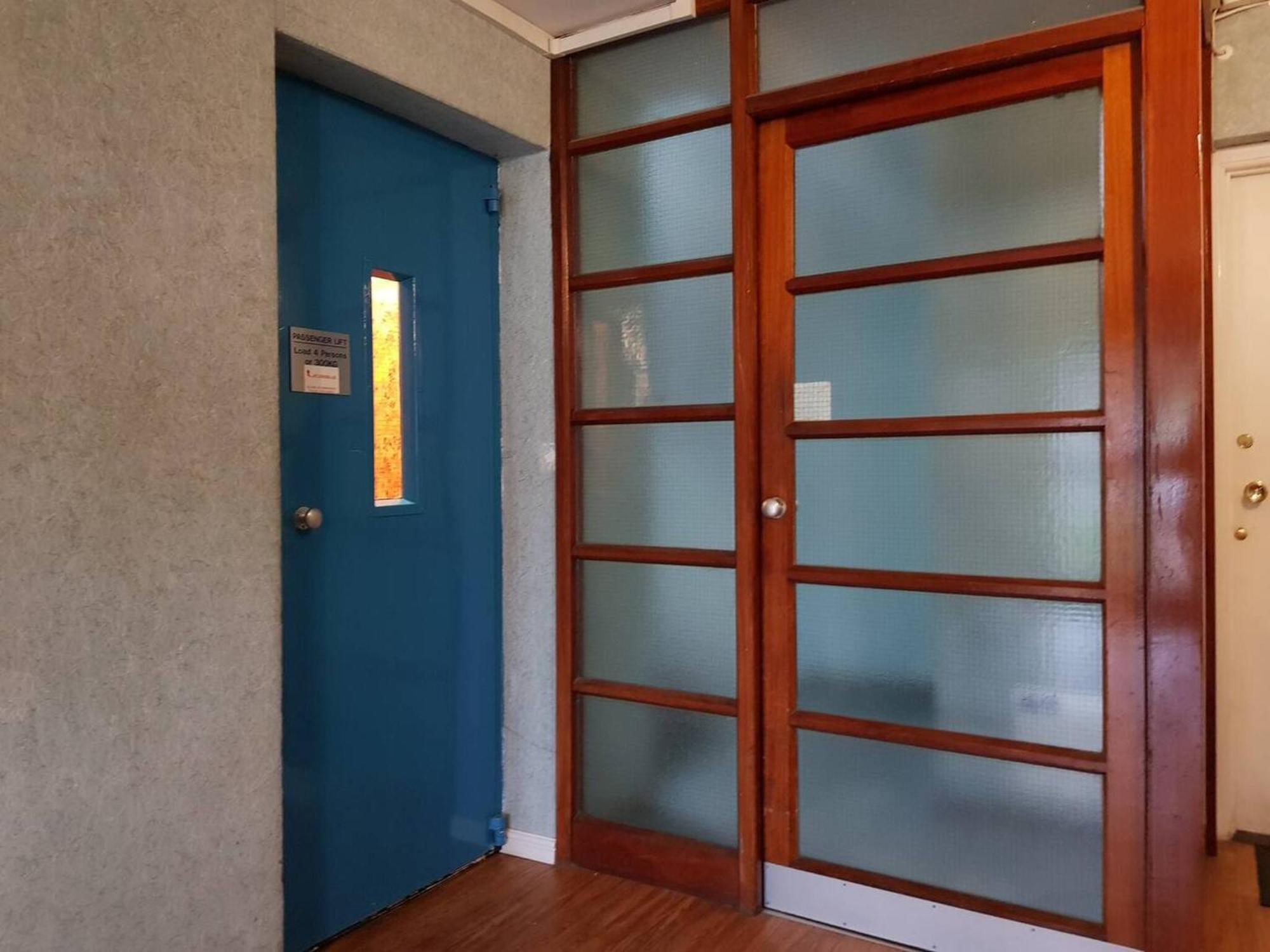 Family-friendly Flat Walkable From Princess Street Apartment Edinburgh
