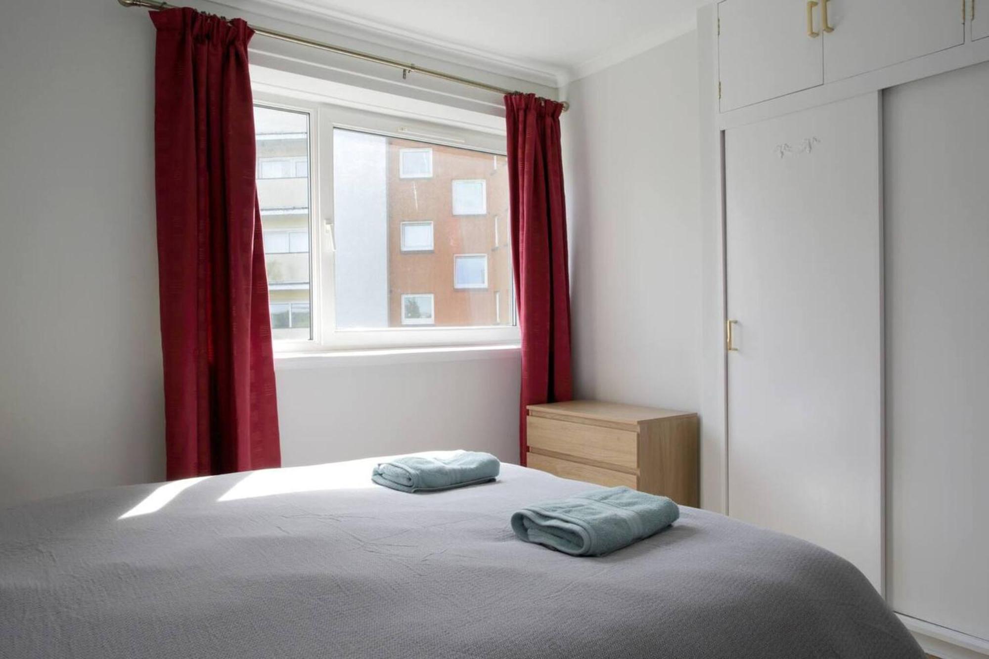 Family-friendly Flat Walkable From Princess Street